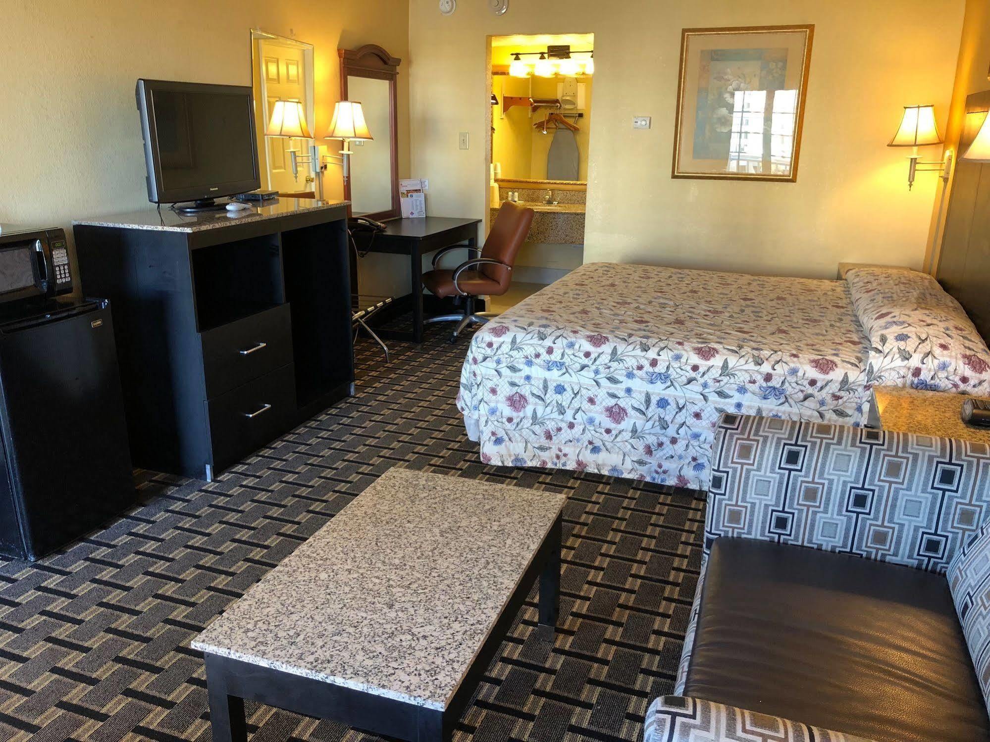 Knights Inn Mount Laurel Exteriér fotografie